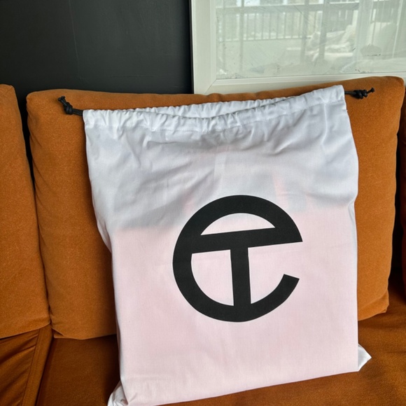 Medium Orange Telfar Shopper - Picture 3 of 3